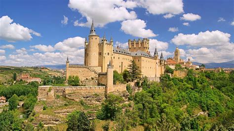  De Alcázar van Segovia: Een middeleeuws meesterwerk met adembenemende uitzichten!